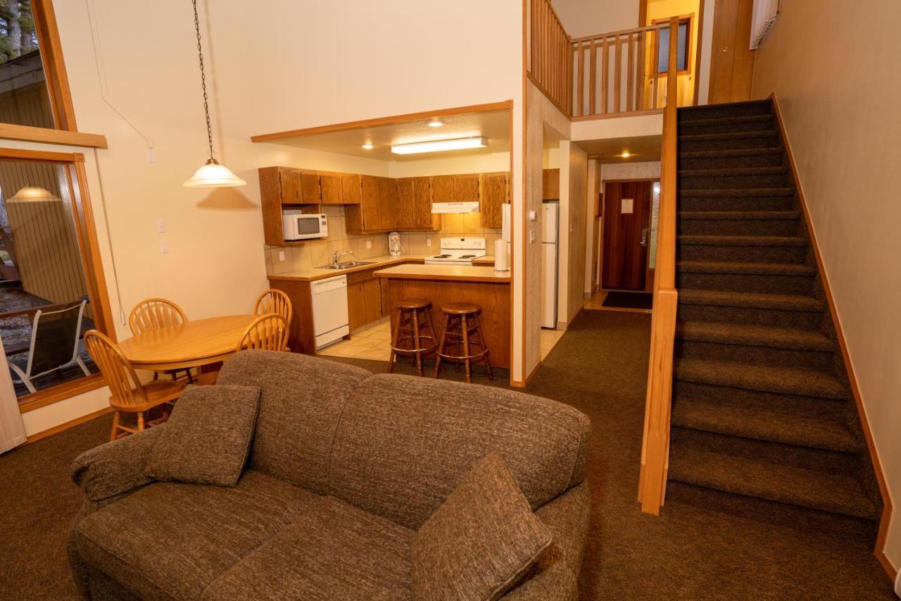 Fairmont Hot Springs Resort ภายนอก รูปภาพ