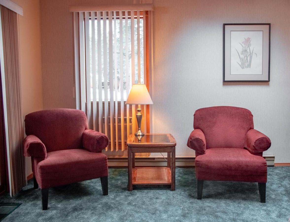 Fairmont Hot Springs Resort ภายนอก รูปภาพ