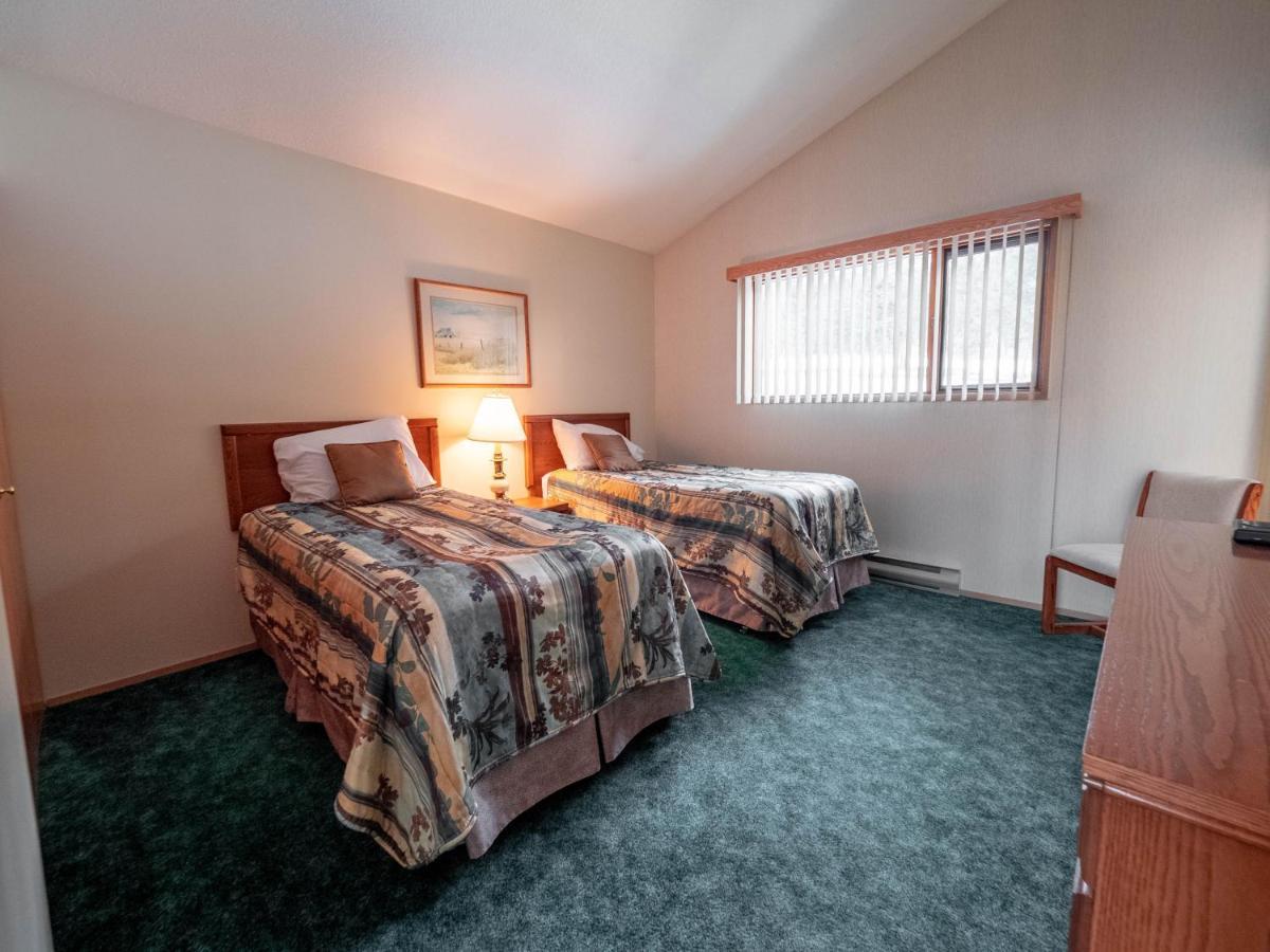 Fairmont Hot Springs Resort ภายนอก รูปภาพ