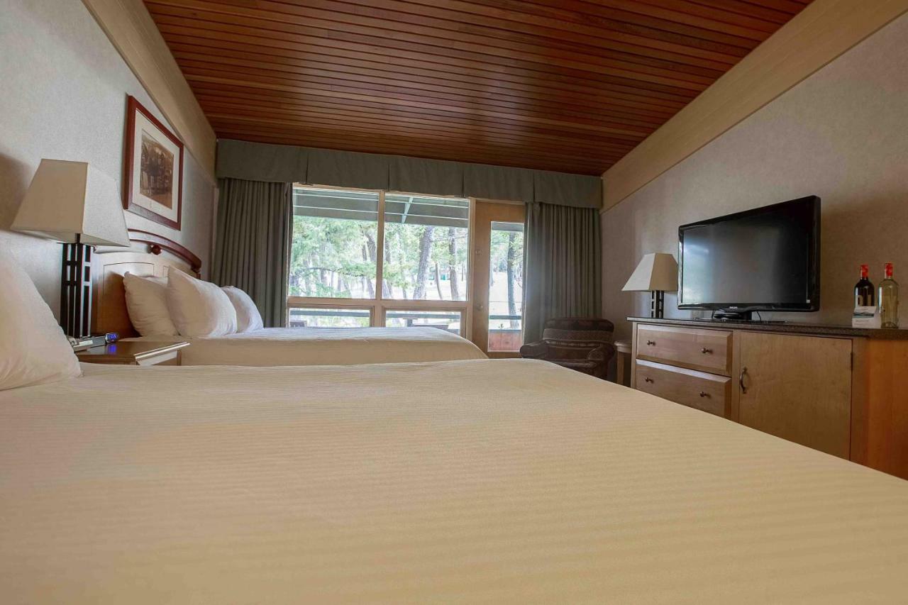 Fairmont Hot Springs Resort ภายนอก รูปภาพ