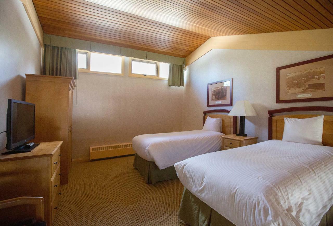 Fairmont Hot Springs Resort ภายนอก รูปภาพ